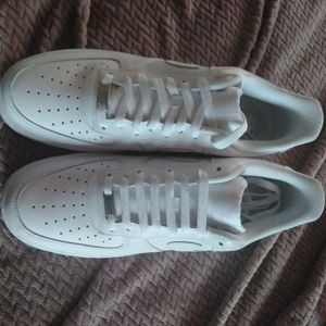 Meet your Posher, Justice